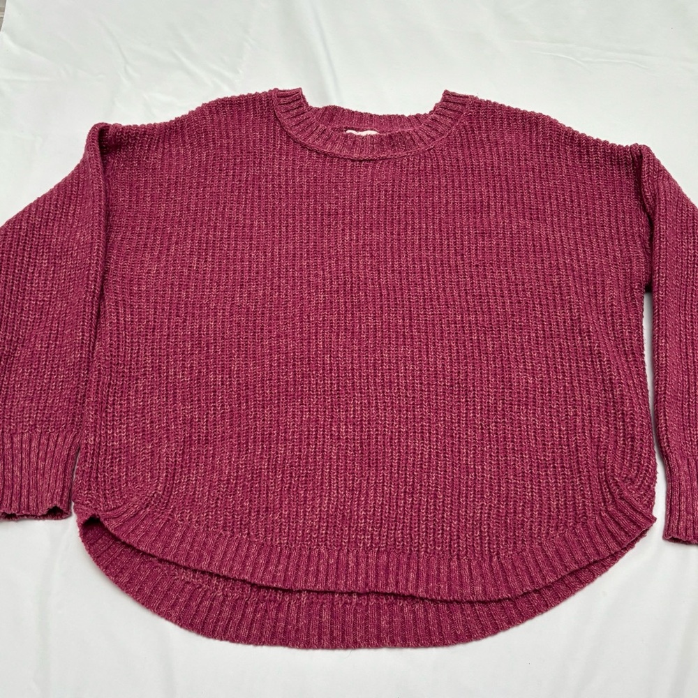 SO Goods For Life Burgundy Crew Neck Sweater with Ribbed Knit and Relaxed Fit